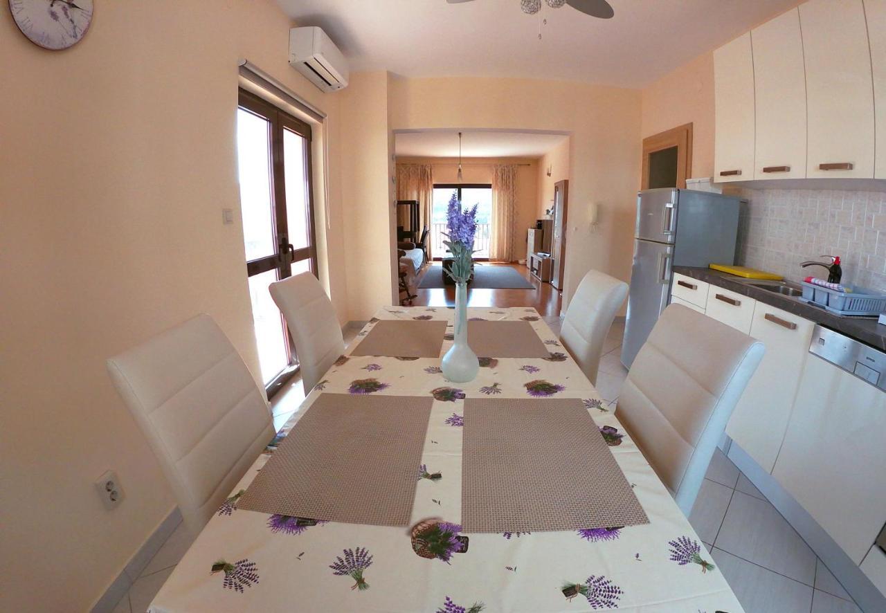 Apartmani Roic Stari Grad  Ngoại thất bức ảnh
